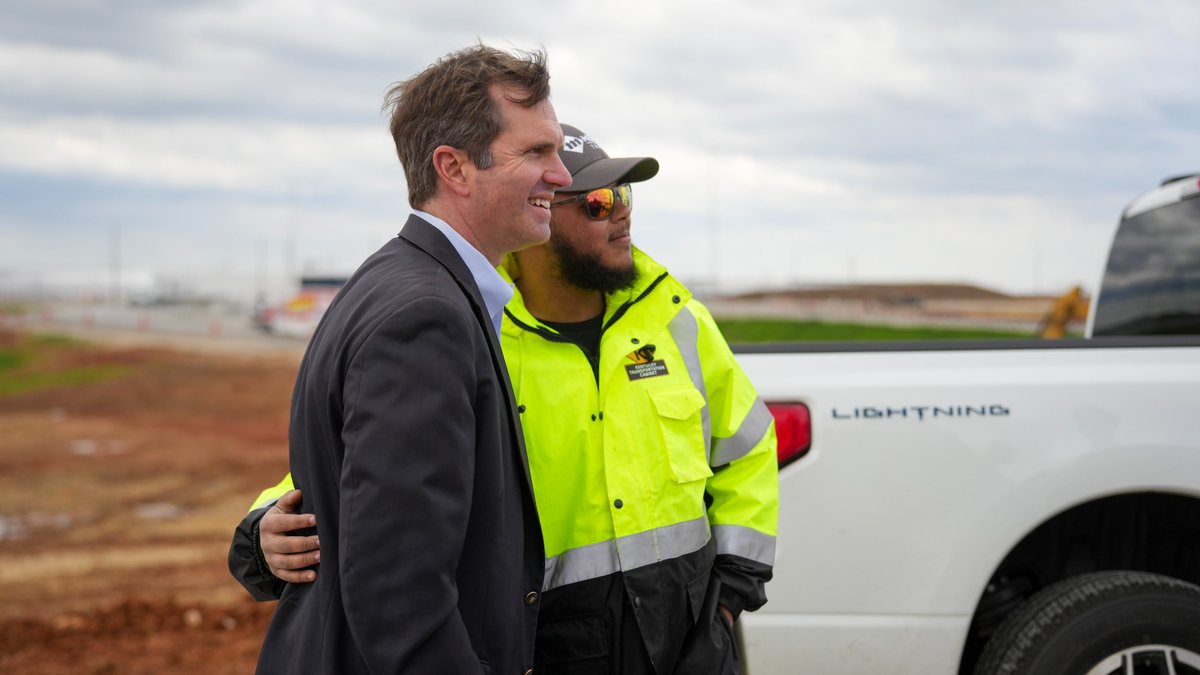 Today we celebrated the substantial completion of the new, state-of-the-art I-65 interchange here at Glendale. When you're racking up wins, you don't slow down, and this $40M effort is proof of that.