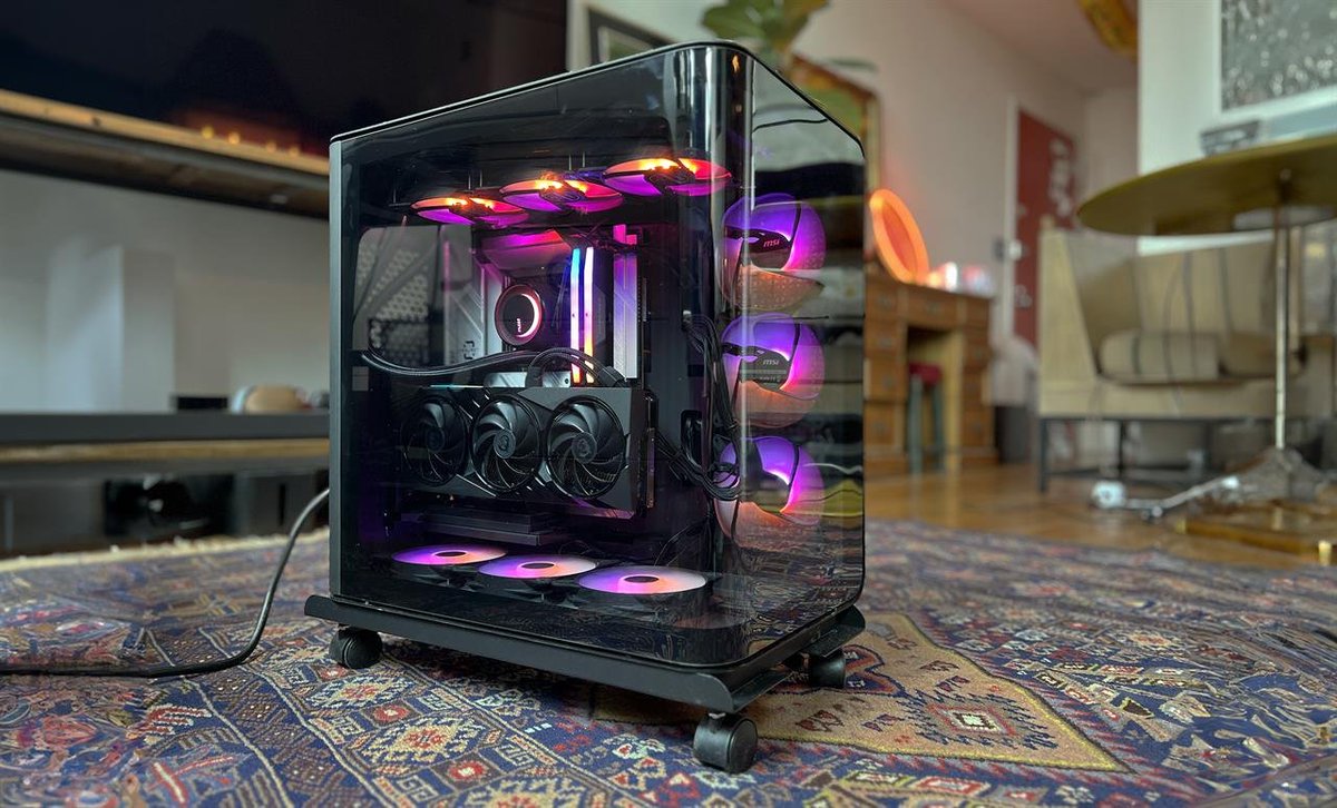 PC Building is an activity for everyone in the family. Check out the ultimate family gaming PC on Micro Center News! micro.center/eos4