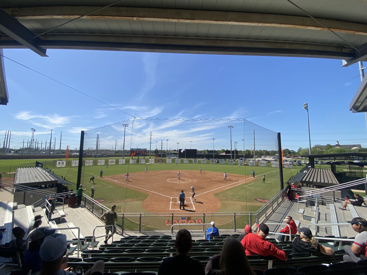 Beautiful Day for @LamarSoftball #BoomTownGirls