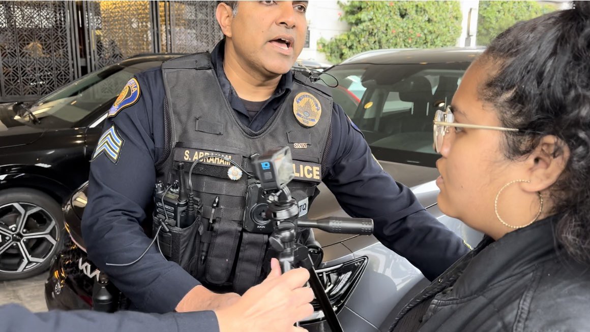 ALERT! Striking workers at the Hilton Pasadena operated by @AimHosp were exercising their First Amendment right to protest this afternoon when Pasadena police detained and issued criminal citations to three peaceful protestors.