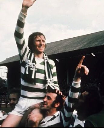 Billy McNeill And Danny McGrain Celebrate At Full Time After Beating Airdrie In A 3-1 Win In The 1975 SCF At Hampden Park And Billy McNeill’s Last Game For Celtic.🍀💚🏆
