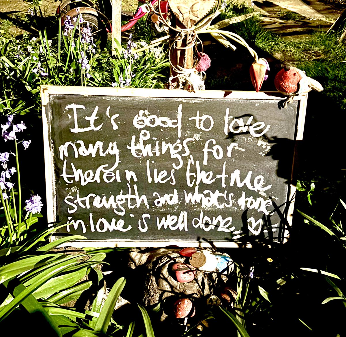 peckhambird's tweet image. #itsgood #lovemanythings #threinliestrue strength #whatsdoneinloveiswelldone  #liveeverymoment #shine your light  #kindiscool #peace #please #beyou #kindness #wishing #Everyone #light #love #joy in your #hearts 🌈❤️