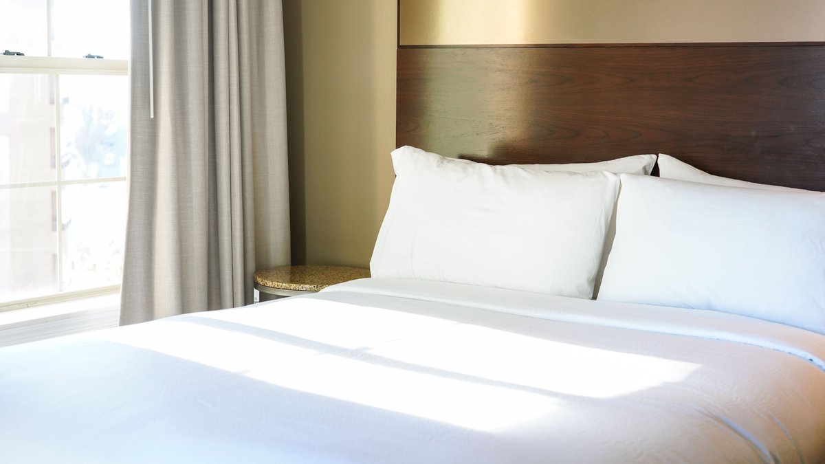 ResInnRosslyn's tweet image. Our new beds are EVERYTHING! Come experience for yourself! Book here: ow.ly/Gv9Z50RbO9G