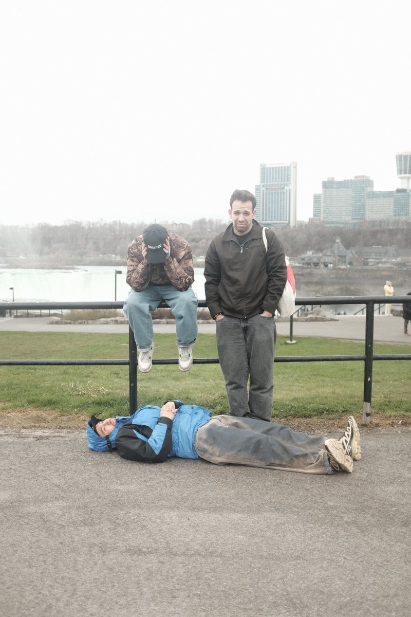 Only Sibling tweet media