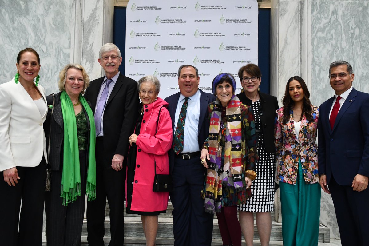 rosadelauro tweet picture