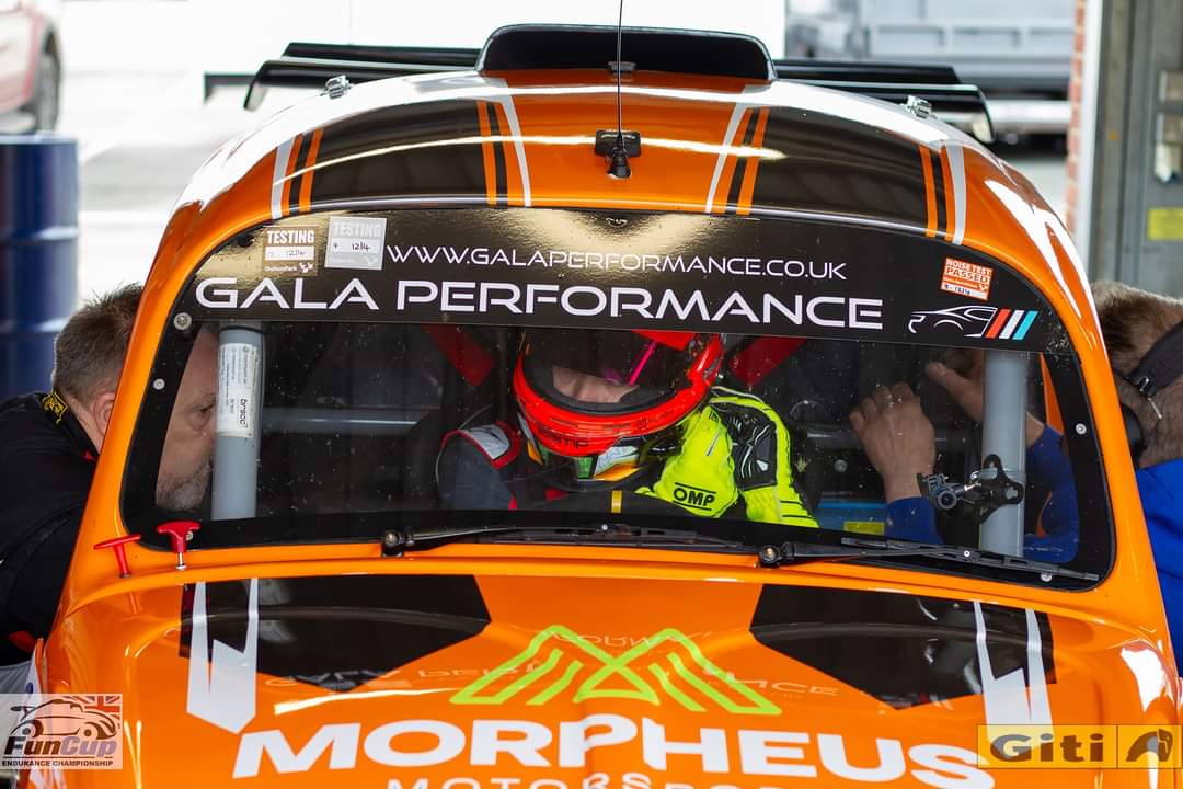 Positive and productive day! 🤙

Really enjoyed driving the Team AxiaMetrics @_funcup_ car around Oulton Park 🔥

Pleased with my pace and we have good average speed across all three drivers. 

Looking forward to tomorrow's 4 hour race 🏁