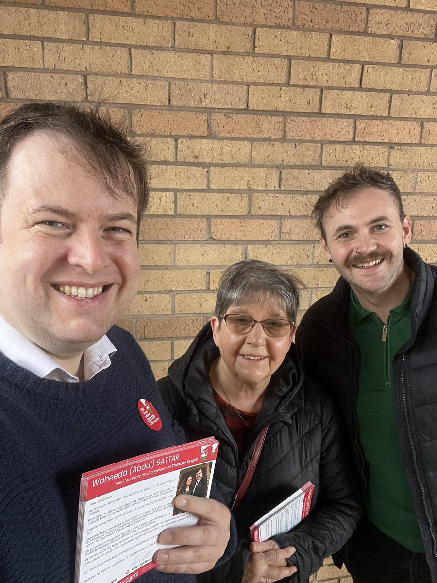 Another strong response on the doors in #Grangetown #Cardiff for Waheeda (Abdul) Sattar this evening - lots of residents supporting @GrangetownLAB @WelshLabour for the Council by-election on 25 April 🗳️ 🌹 ❤️ 🏴󠁧󠁢󠁷󠁬󠁳󠁿