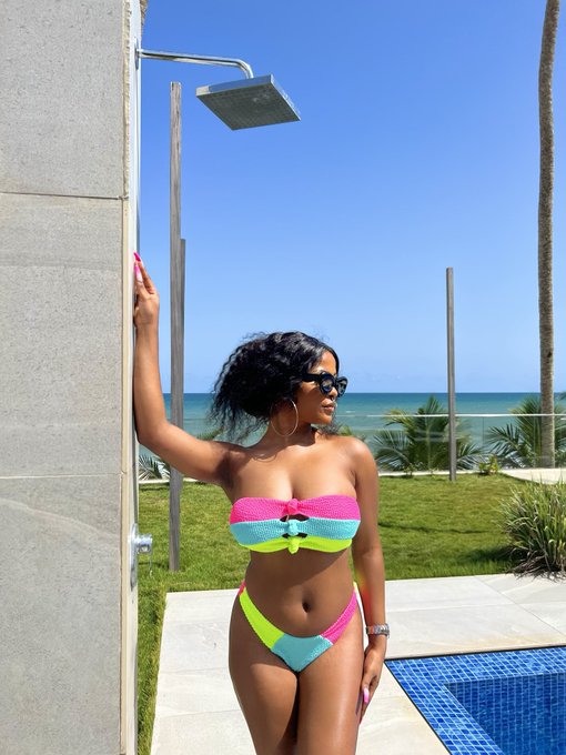 I got a little older today. Happy birthday to me🥳🎁🎂🍾🥂 https://t.co/8CCGhDuLdZ<a href="/tag/fansly"class="tags"><span>#fansly</span></a>