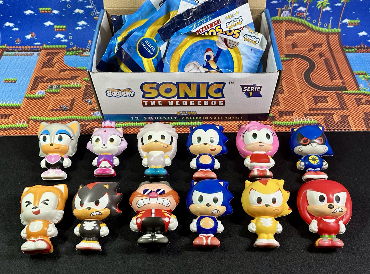 ✨RAFFLE TIME✨ To celebrate the 3000-follower milestone, I'm giving away a COMPLETE SET of the Sonic the Hedgehog Super Magic Squishy Minis! These are EXCLUSIVE to Europe, and normally come in blind bags, so it's a rare opportunity to score the full set! To Enter: - Follow