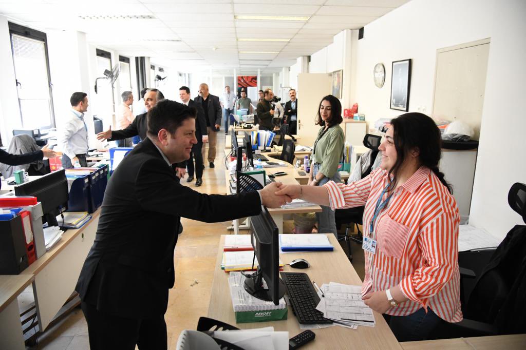 Kadıköy Belediyesi'nde görev alan kıymetli çalışma arkadaşlarımızla bayramlaştık. Tüm mesai arkadaşlarıma sağlık, mutluluk ve huzur dolu bir bayram geçirmelerini dilerim. Birlikte nice güzel bayramlara!