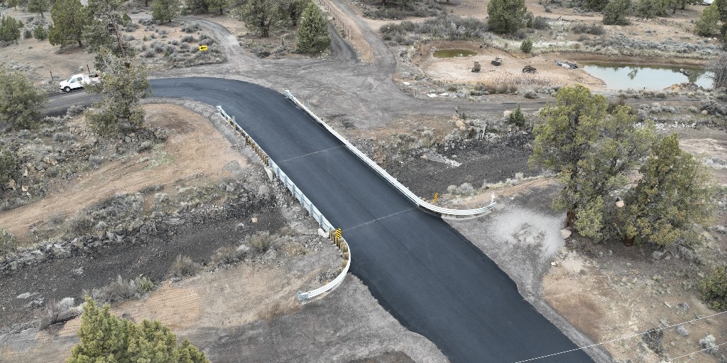 Our weekly road report is live. Check out the link to learn more about the following projects. bit.ly/3MoylEF 📷: This week’s photo shows completed improvements at the Gribbling Road Bridge.
