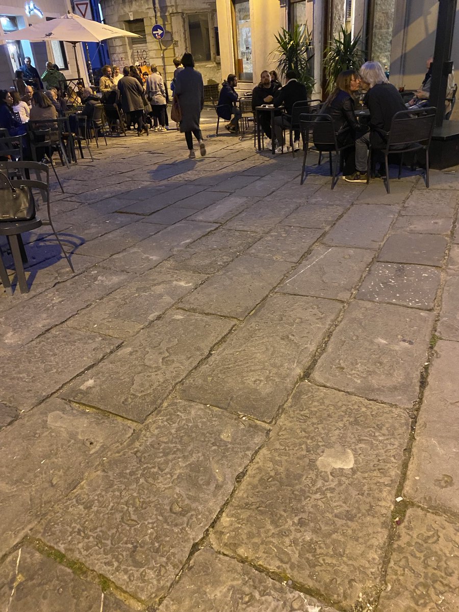 Stasera movida…. 🤮😵‍💫