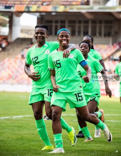 Nigeria 🇳🇬 1-0 South Africa 🇿🇦

It’s a win for Super Falcons..💪🏾🔥

#SoarSuperFalcons| #NGARSA| #CAFWCQ| #Paris2024

 #NGARSA