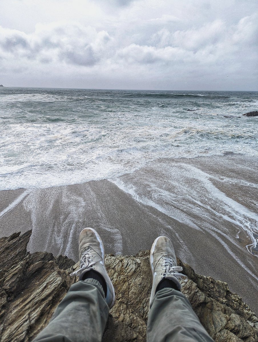 A place to let your mind reset.
A storm to calm the soul
#Cornwall #homefromhome