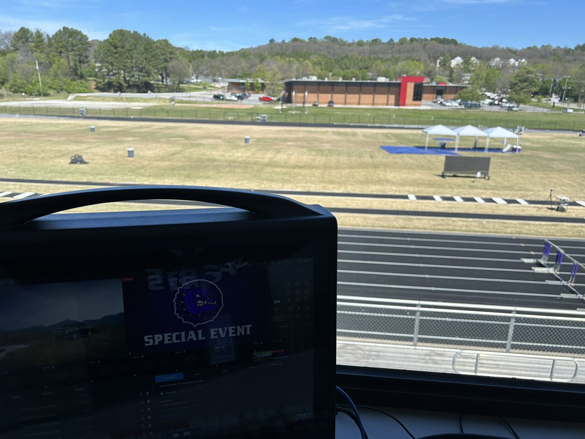 We are out today at the Bulldog Relays. It’s a gorgeous day outside but if you can’t make it we have you covered! Tune into this great @FayBulldogsTF event on YouTube or on the app.
