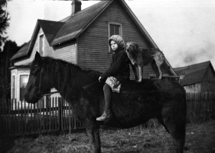 A girl, her dog, and her horse, c1920.

#ArchivesHashtagParty #ArchivesSnapshot 
(Otto Ping, Indiana Historical Society)