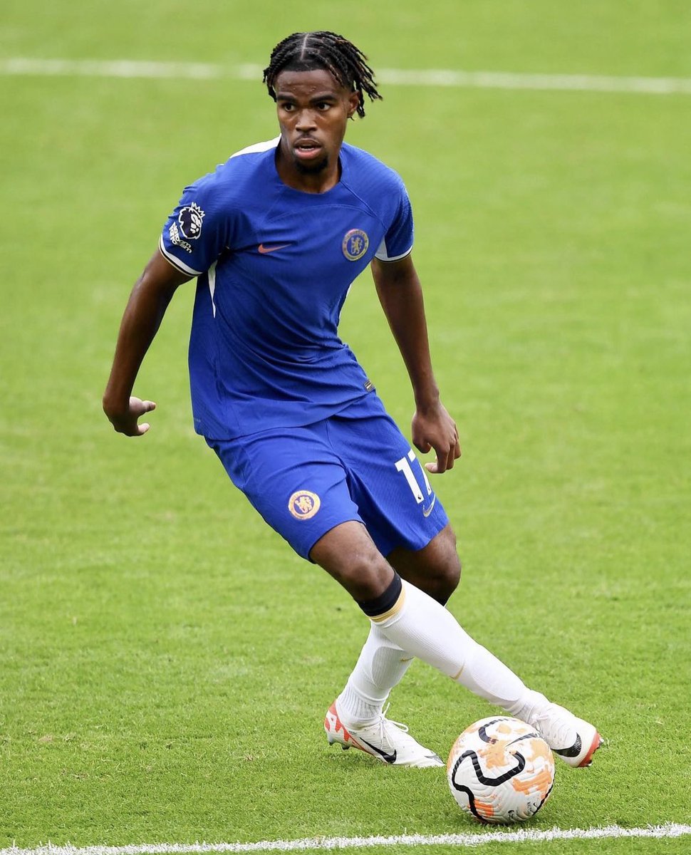 Magma26789's tweet photo. @ChelseaFC
#C_C 🔵💙✅ He's going nowhere..! https://t.co/udGX84feL4