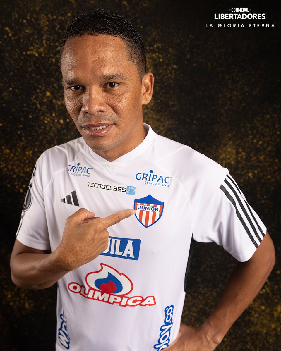 🦈🇨🇴 GO-LEA-DOR 🔝🔥 Trece años después, Carlos Bacca volvió a la CONMEBOL #Libertadores con un doblete. #GloriaEterna @JuniorClubSA