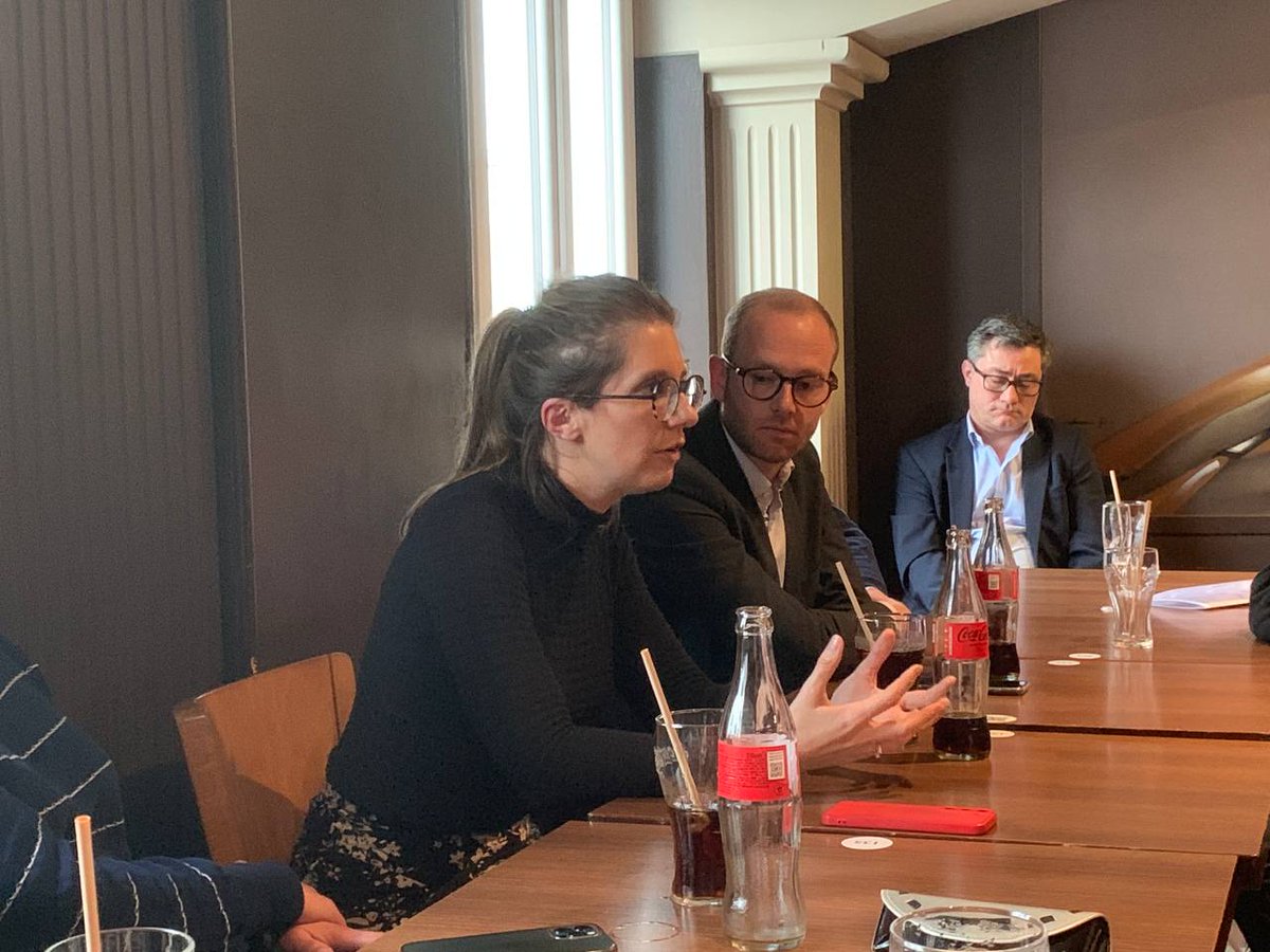 Un grand merci chère <a href="/auroreberge/">Aurore Bergé</a> pour cet échange avec les militants de la majo présidentielle ce soir à #Evreux. Ton engagement pour l'égalité femmes/hommes, contre les discrimination, et ton implication dans la campagne 🇪🇺 #BesoinDEurope sont impressionnants et inspirants!