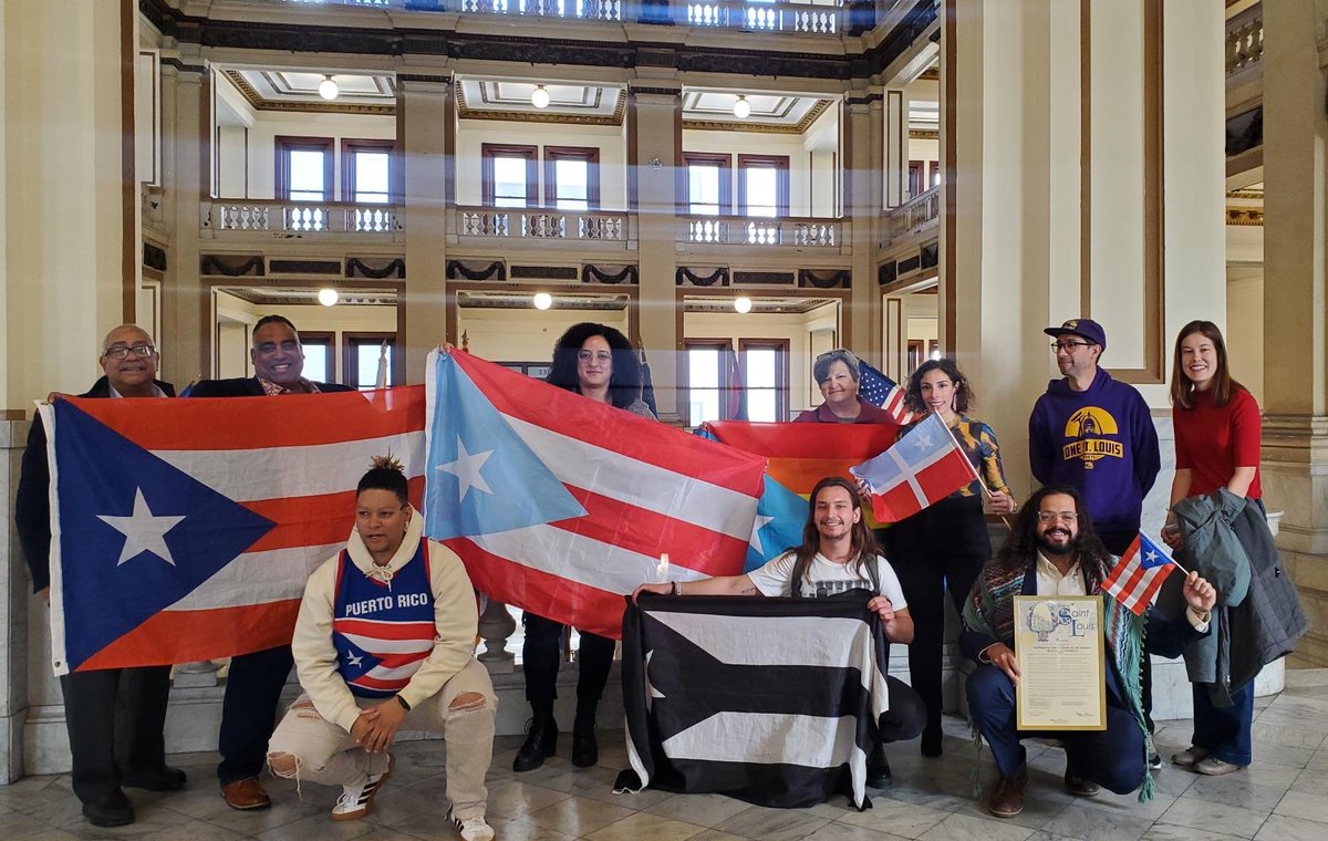 The St. Louis Board of Aldermen has passed a resolution denouncing Act 22, which attracts wealthy colonizers to PR, leading to the displacement of our people. This resolution was introduced by boricua @VDanielaV and supported by allies like BUDPR collaborator @AngelFl01185777!