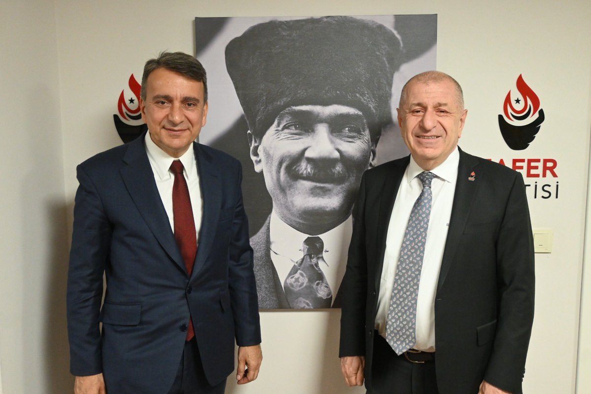 Sayın Azmi Karamahmutoğlu Zafer Partisi parti sözcülüğü görevine başlamıştır. Hayırlı olsun. @zaferpartisi