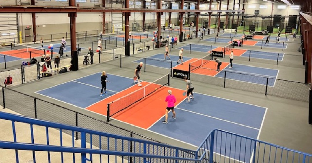 Check Casper Pickleball and Sports Complex. Complete with 8 Batting tunnels, GT48 Turf, Batting Cage Netting, and Training Aids! ⚾🏓 Facility Design: bit.ly/38GT3yt Pickleball: bit.ly/3RiysXw