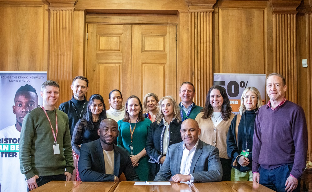 🤝 Proud to join nine regional institutions to form the OurCity2030 initiative; partnering with Bristol-based social enterprise @Babbasahub in a groundbreaking agreement to address inequality and deprivation for  the city's low-income communities.

➡️ brnw.ch/21wIxR7