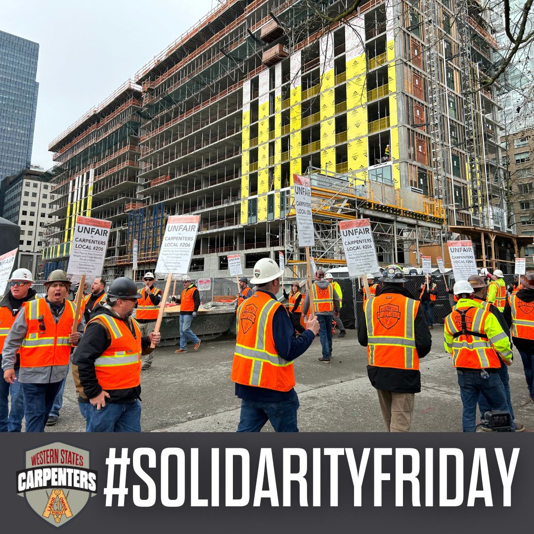 #UnionCarpenters standing united and strong with our Brothers and Sisters in Seattle. Happy #SolidarityFriday 💪!

#UnionCarpenters #JobsWagesBenefits #Brotherhood #UnionStrong #Carpenters #WeBuildAmerica #BorderToBorder #UnionProud #WSCarpenters