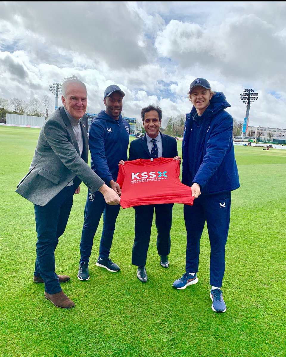 🙏 @KentCricket for a wonderful welcome today ahead of your game against Somerset to start season. 🙏 Mr Chairman, Skip and George. I really appreciate your support for my upcoming @LondonMarathon run in aid of @airambulancekss Just Giving page: justgiving.com/page/rehman-ch…