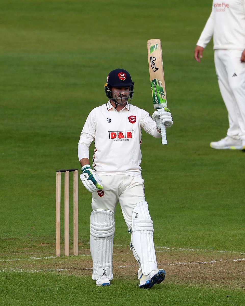 Good luck to Essex County Cricket Club as they step out onto the field for their first County Championship match today! 

Wishing you a great start to the season 🏏🌟

#surridgeissport #sport #cricket #cricketseason #countychampionship #championship