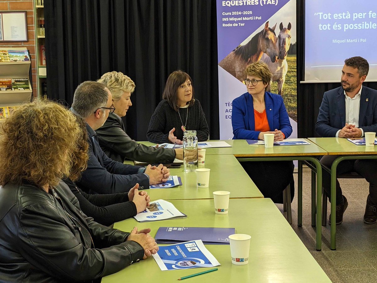 INS Miquel Martí i Pol tweet media