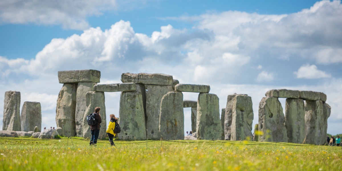 If you only have two hours to spend at Stonehenge, we’ve come up with the perfect itinerary to help you get the most out of your time with us. Find out more ➡️ bit.ly/42gxPBv