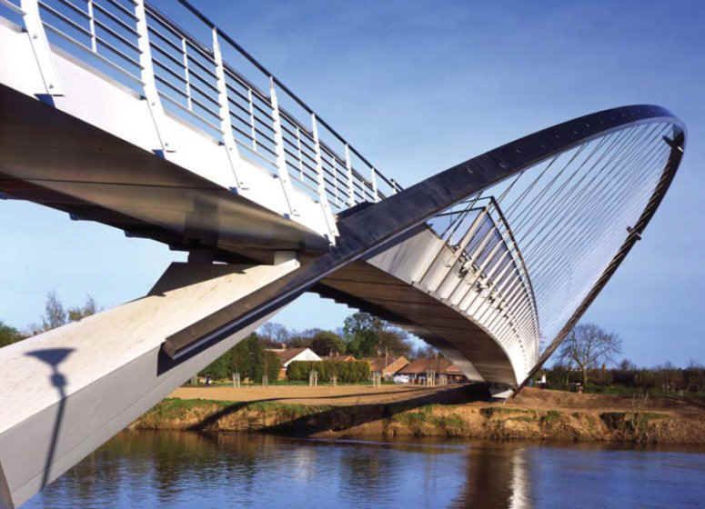 Join us for our Visit to the Millennium Bridge 🙌 Engineer and Project Trustee Graham Wilford will guide us around the construction, architecture, and landscaping of this iconic York bridge. 🗓 9th April ⏰ 10:30am 🎟 buff.ly/3VHXW3e Non-members welcome!