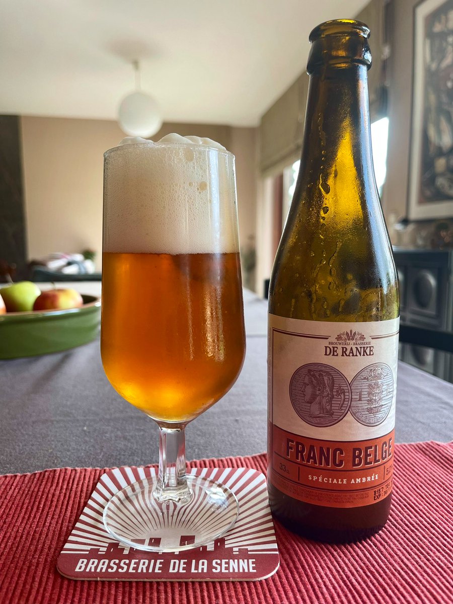 #Grasmowing #CraftBeer #BeerLover #Beer #BeerByPhilippe Our machine was repaired at last! Took advantage of a break in the weather & cut it for the 2nd time this year. Enjoying a delicious beer while admiring the sight. Franc Belge by @bierenderanke 5,3%ABV Special Amber Ale 8,95