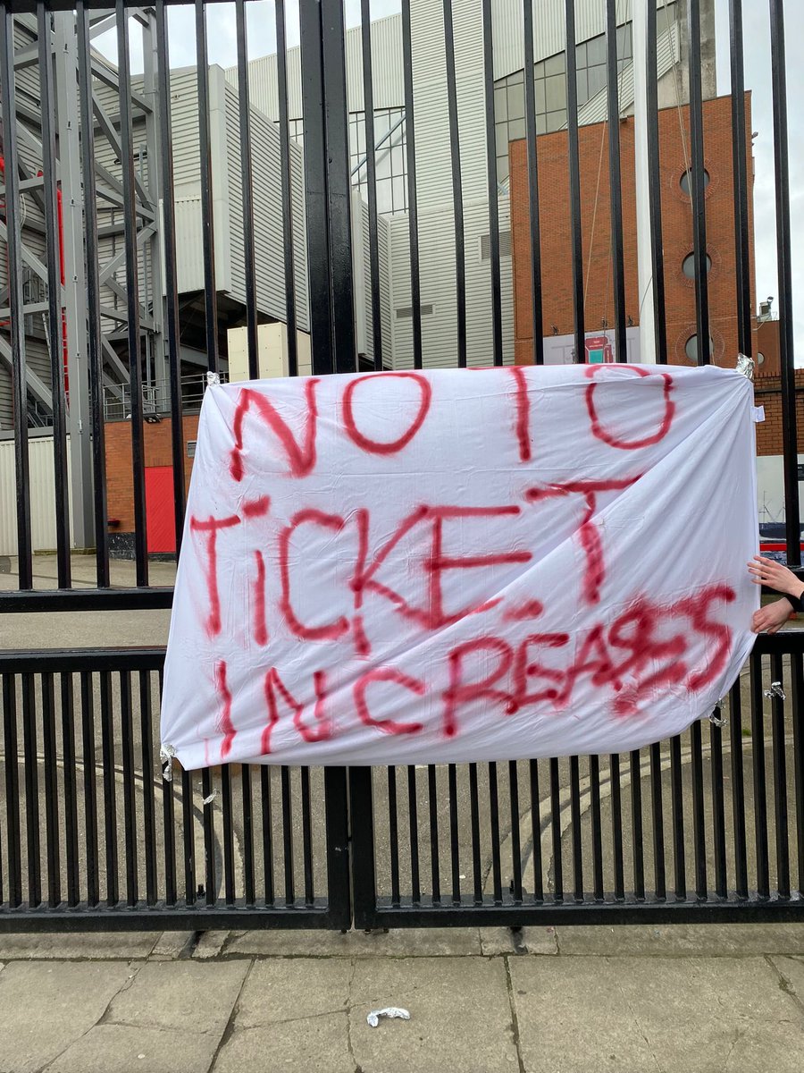 Spion Kop 1906 tweet media