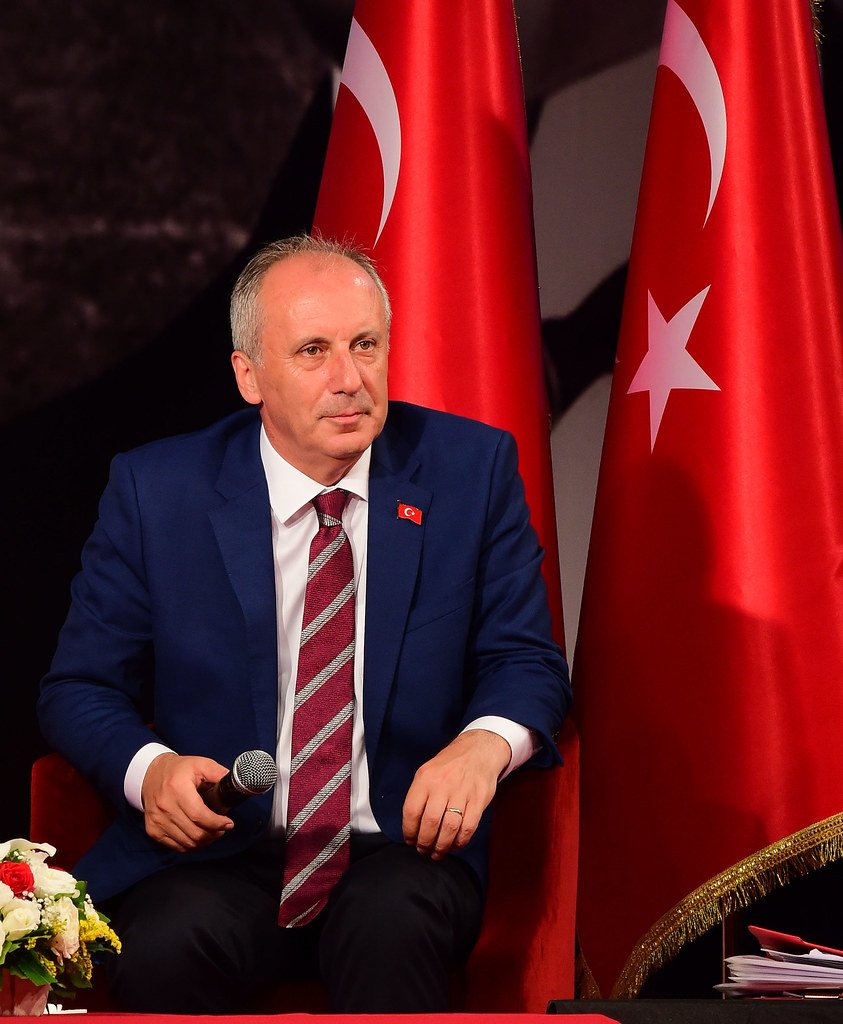 Muharrem İnce: "Parti binalarını küçültüp, dijital platformlardaki varlığımızı artıracağız."