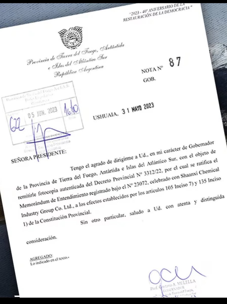 atlanticsurff's tweet photo. Es un buen momento para recordarles que en Junio de 2023 el gobierno de Alberto y Cristina iban a poner una base militar China en Tierra del Fuego, y cuando asumió Milei fue cancelado. Este es el documento que el Kirchnerismo quería evitar difundir. Señores, hagan su magia. 👇👊💣