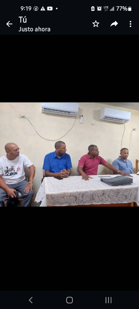 Sesión de trabajo inicial en el municipio San Luis, Santiago de Cuba, con el acompañamiento del Primer Secretario de Partido en el territorio, el Miembro del Buró Municipal para la atención a la salud y el Vicepresidente de la AMPP.