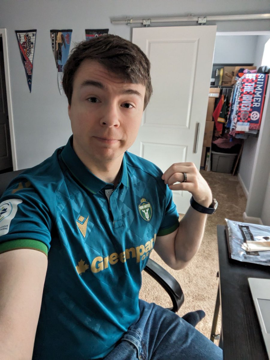 KITSZN's tweet photo. It's #FittedFriday ! Who you rocking today?
@foxandsuch went with something a little different since its opening weekend in St. Louis 😂 @Cardinals
@Brett_Mullenix going strong with his @yorkutdfc kit from the @CPLsoccer ! https://t.co/bKR6o7Eurp