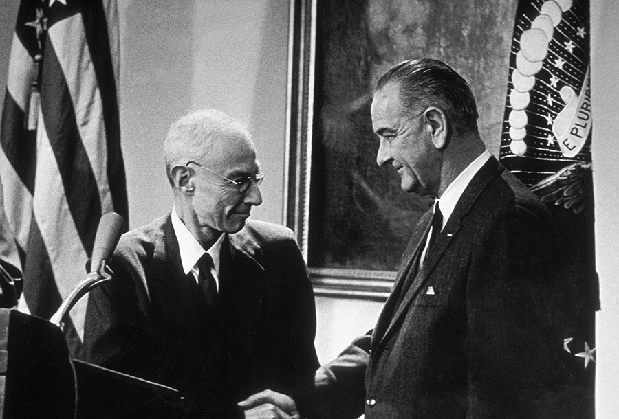 In his #ArmsControlToday feature, @josefkorbel's David Goldfischer looks back at 'Oppenheimer?s Bypassed Solution to the Nuclear Danger.' He writes that after creating the bomb, Oppenheimer sought ways to prevent an unwinnable nuclear arms race, online at ArmsControl.org/Today.