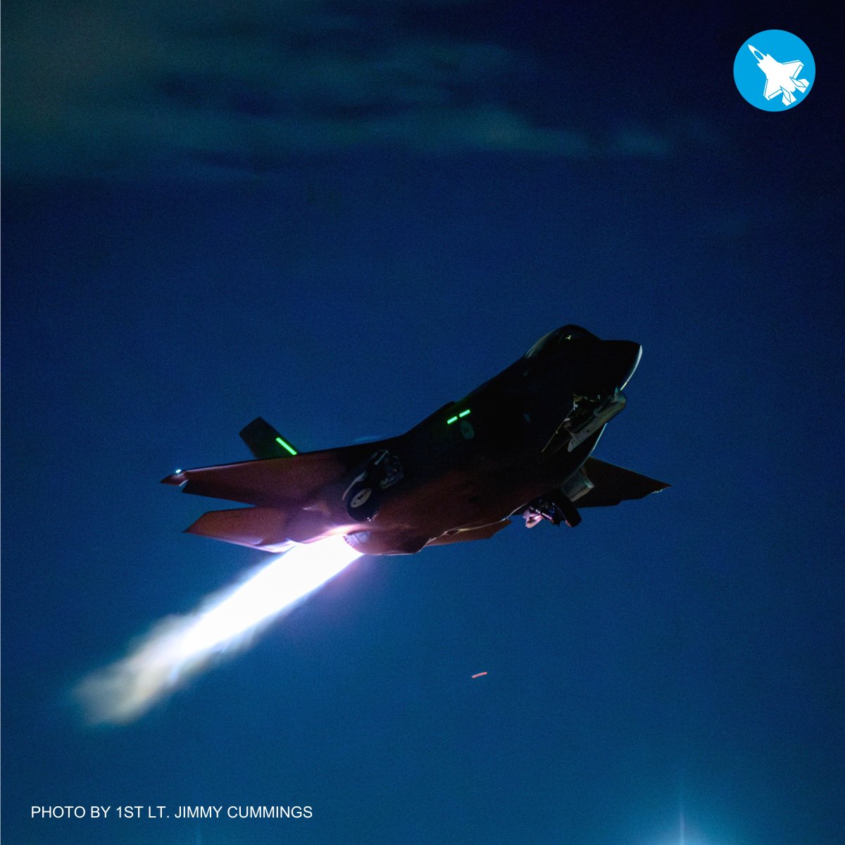 An F-35 heading into hyperspace? You decide. 🚀 An #F35A takes off to conduct a night mission at Red Flag Nellis. The exercise brought together F-35s from the Netherlands, Denmark, and the United States. lmt.co/3PSwdJn