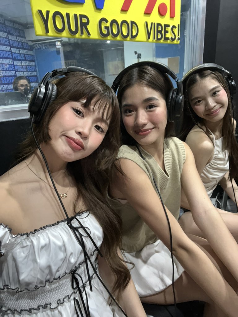 bini_maloi's tweet photo. THANK YOU SO MUCH PAMPANGA!!! matutulog akong naka-ngiti tonight dahil sa inyo — see u all again soon? hihi #BINI https://t.co/WzOqaRiFwa