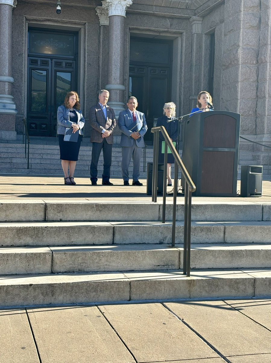 It’s a beautiful day to prevent child abuse and neglect! #txlege #goblue #preventchildabuse #childabusepreventionmonth Great event with some great people!