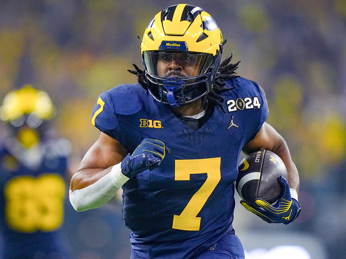 🚨 BREAKING 🚨

Michigan RB Donovan Edwards has put on 10 lbs of pure muscle so far this off-season

He is currently listed at 219 lbs 

The Don looks to take over for Blake Corum after setting the record for most 50+ yard rushes in the National Championship game.
#GoBlue 〽️ #CFB