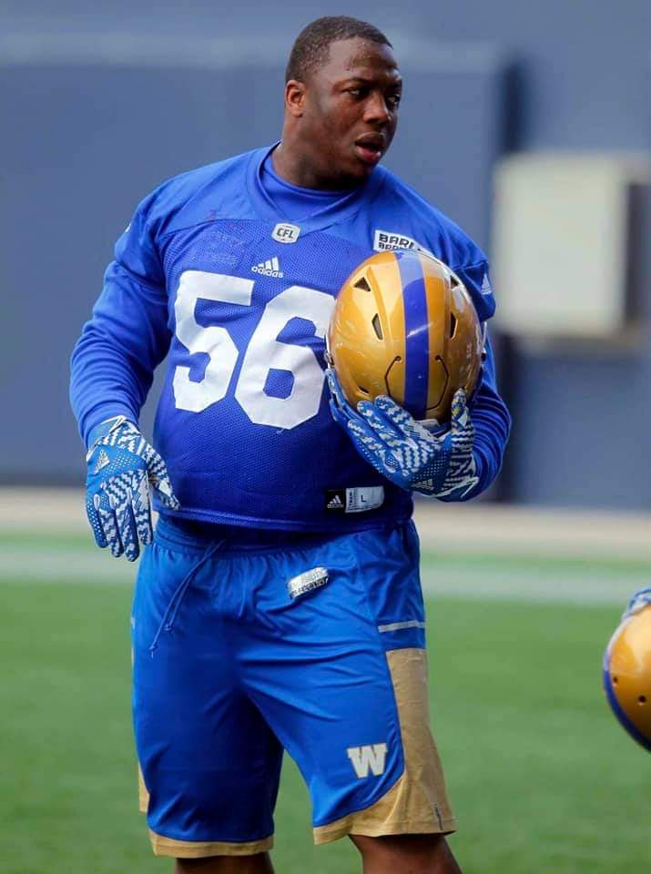 Happy Birthday to @Wpg_BlueBombers Alumni Willie Moseley (DL 2014) & Faith Ekakitie (DL 2017). Have a great day! #OnceABomberAlwaysABomber @CFL_Alumni