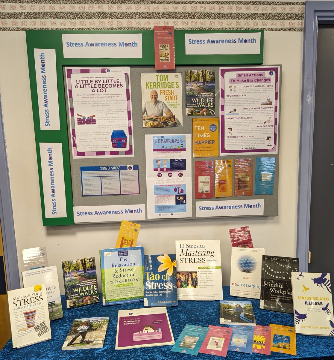 April is #StressAwarenessMonth To support staff and students @LancsHospitals who may be struggling with stress we have book displays at both libraries full of practical advice on managing stress, anxiety and burnout. Browse more books online 👉 bit.ly/4cNqC10 📚