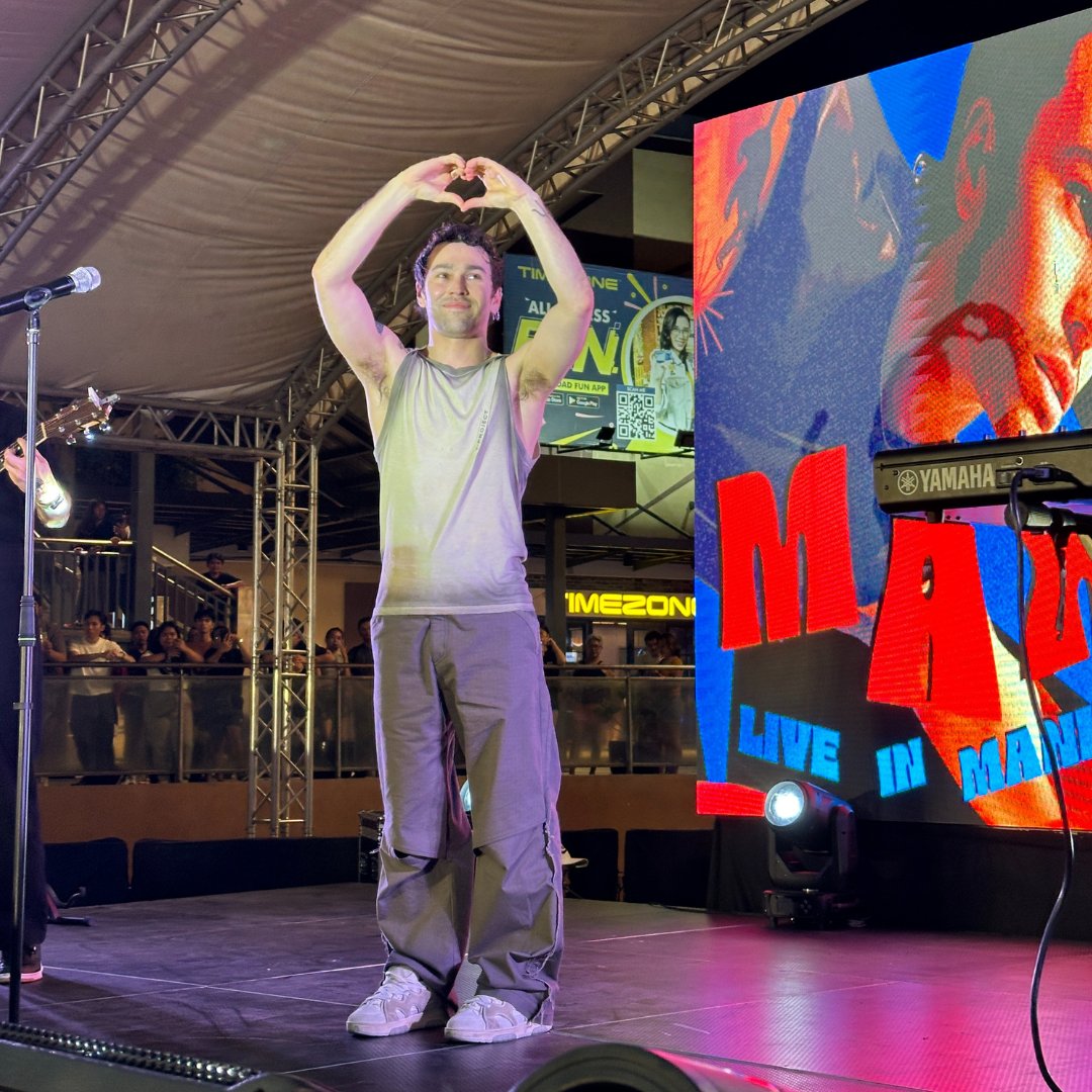 MAXimum Love for @MAXMusic! 😍💗 Schneider Monkeys were living their best lives singing along with MAX at @UP_TownCenter. Don't miss your chance to experience the fun live! Watch him at @AyalaManilaBay on April 6 and One Ayala on April 7! ✨ @WarnerMusicPH #MaxLiveinManila