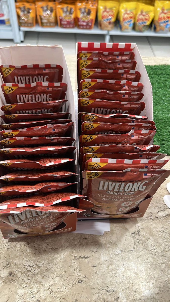 ProjetoMiaCasa's tweet photo. CAMPANHA SACHÊS PARA OS FELVS! Gente, abriu uma nova agropecuária aqui na cidade que o sachê Livelong (é super premium e ótimo para nossos gatos com FeLV) tá saindo por R$2,50 cada um!!! O valor original é R$7,90! Ajudem a gente a comprar? DOE UM! 

PIX: projetomiacasa@gmail.com https://t.co/kWR43hmQHt