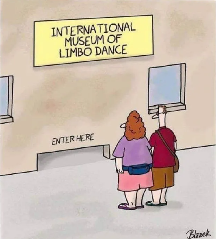 Would you be able to make it through the entrance? 😆

#FunnyFriday #MuseumMemes