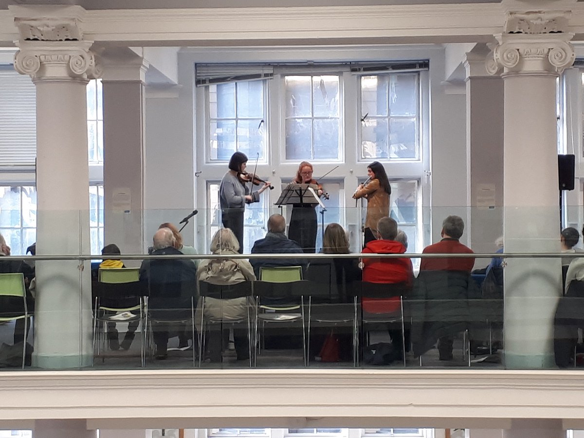 Music on the Mezzanine returns tomorrow lunchtime at 1pm to @edcentrallib! Check out the full programme of fantastic #LiveMusic coming over the next few weeks at edinburgh.gov.uk/libraries/what…